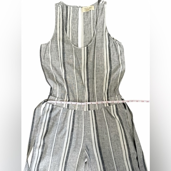 Cloth & Stone Linen Blend Striped Jumpsuit Size S Gray White Cropped Wide Leg - Picture 12 of 13